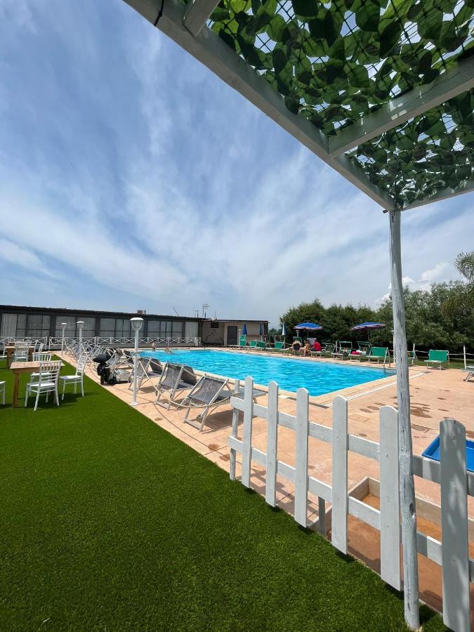 Villa Agriturismo Borgo Baldassarre Cellole Exterior foto